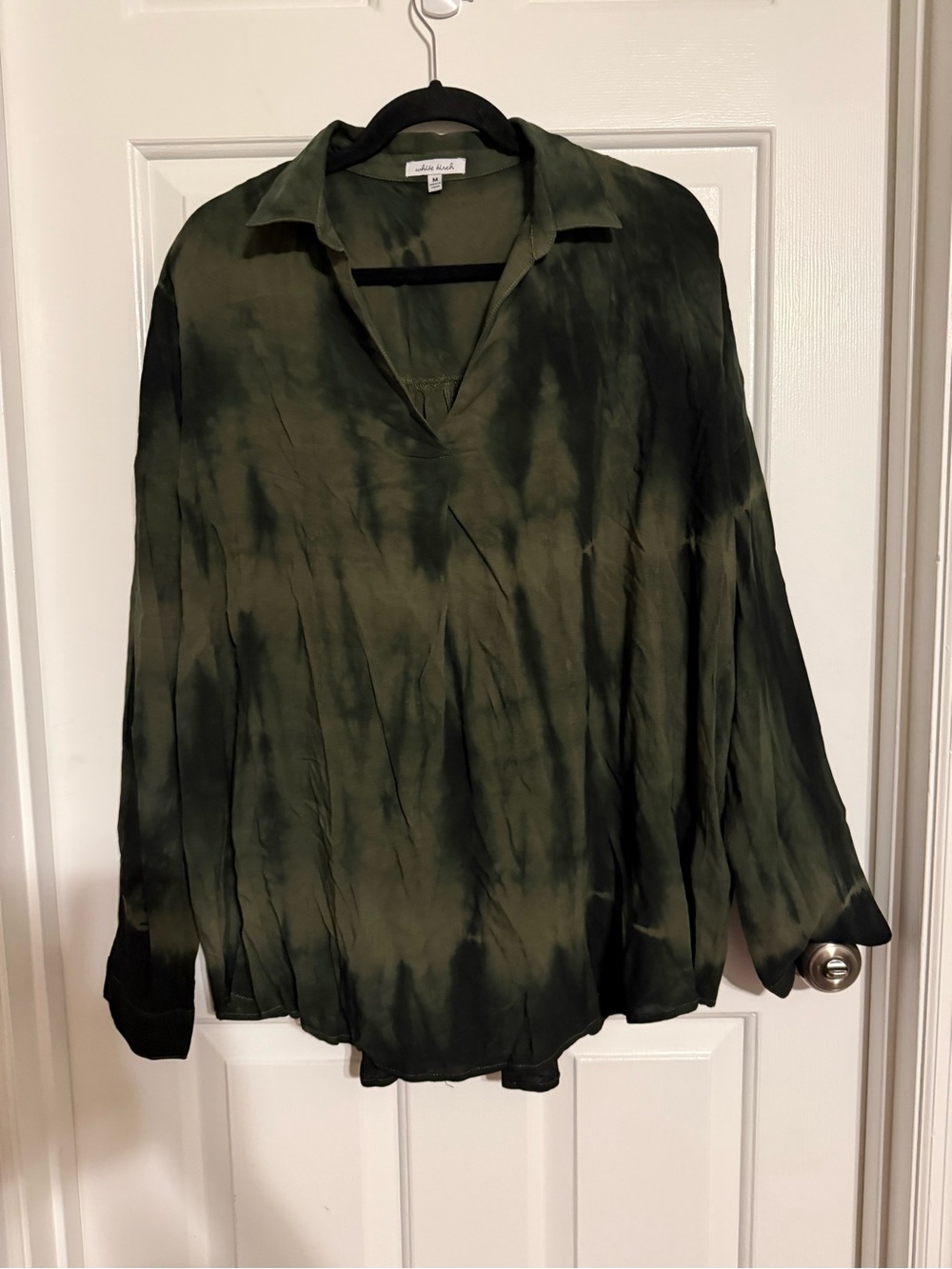 White Birch Olive Green Tie Dye V-Neck Tunic Blouse M⁠
